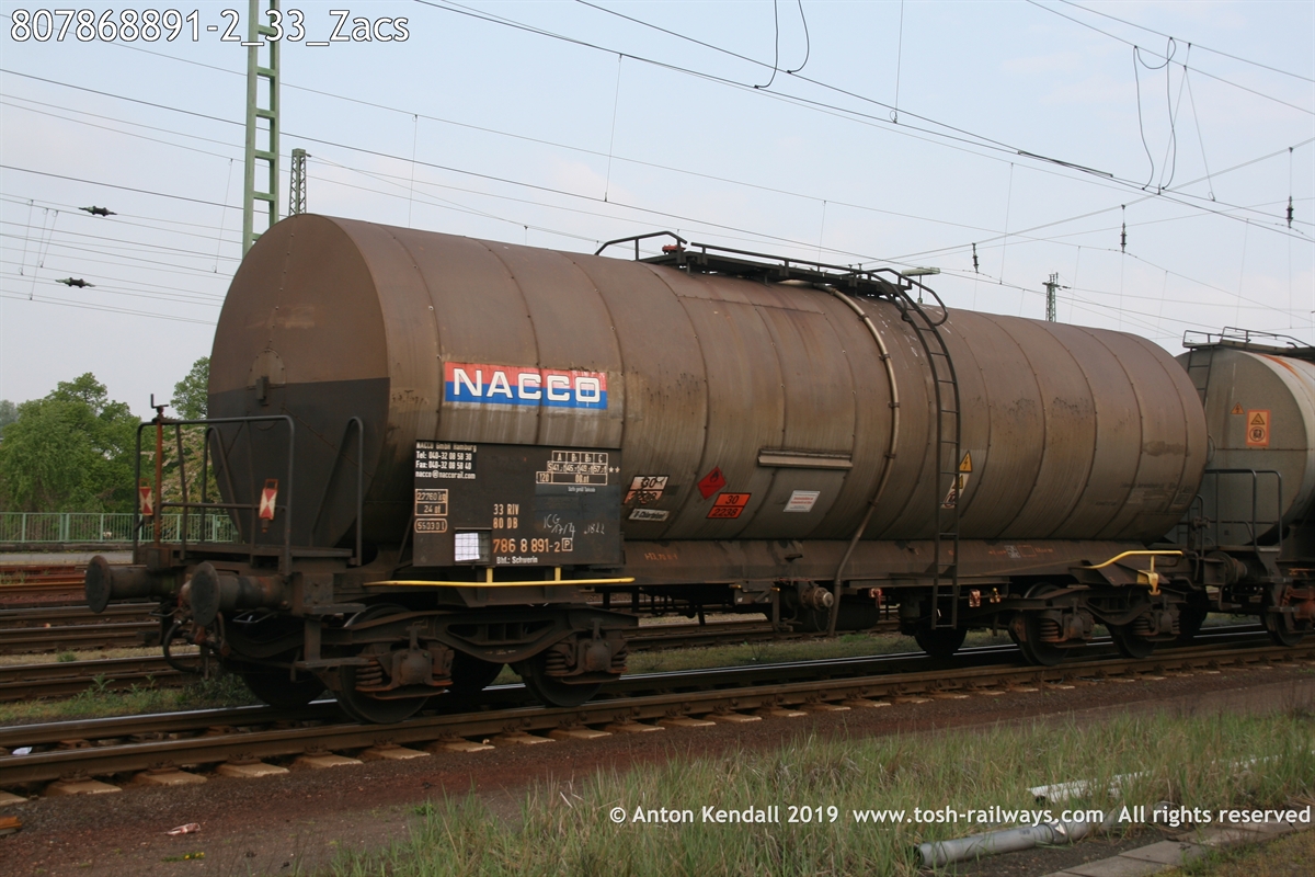 807868891-2_33_Zacs.JPG